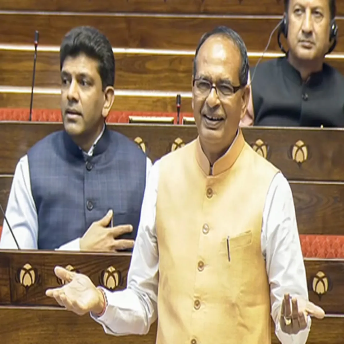 Farmersincome Farmersincome Loksbha Men Kisanon Aay