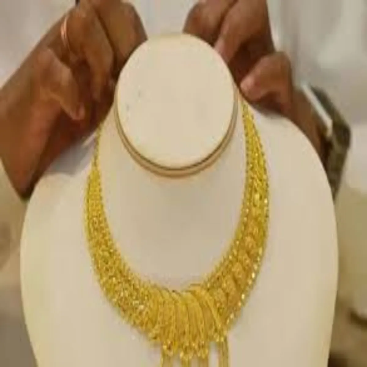 Goldrate Goldrate Vaishvik Tnav Bich Sone