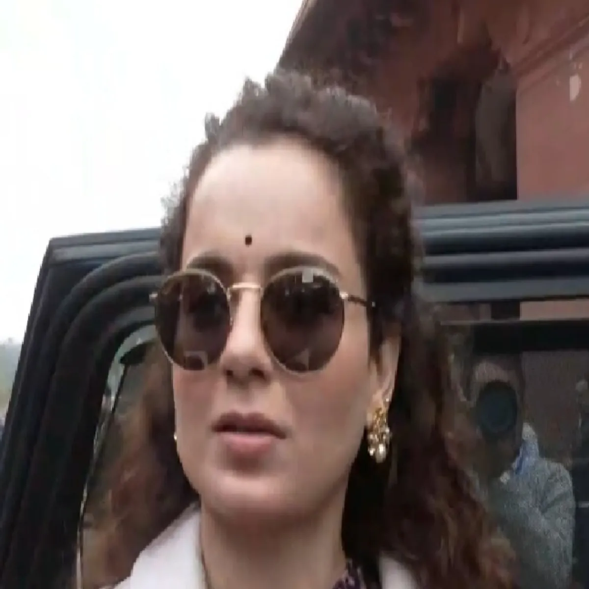 Kanganaranaut Kanganaranaut Mmta Bnrji Byan Bhajpa