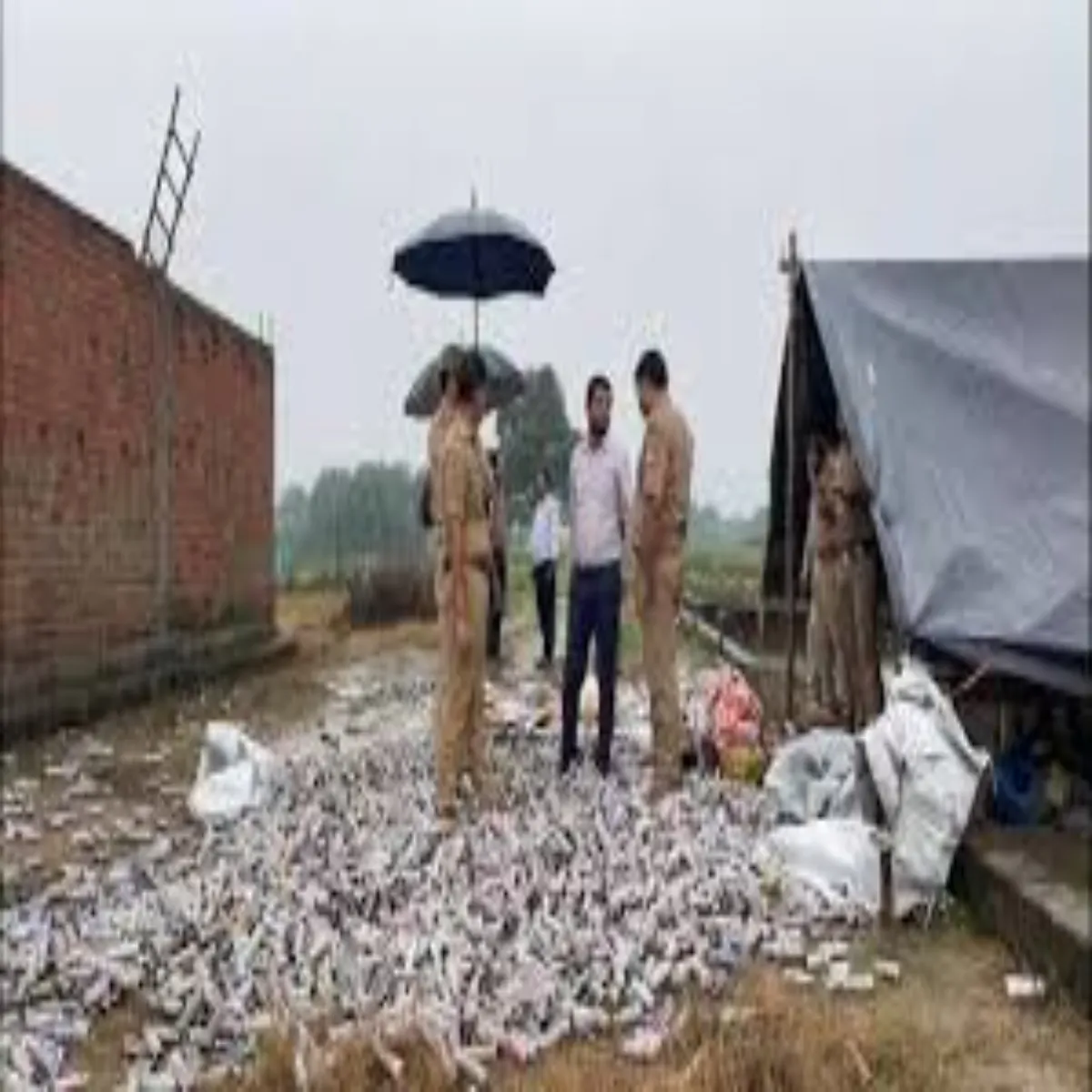 Explosionalert Explosionalert Lkhnoo Behta Kshetr Men