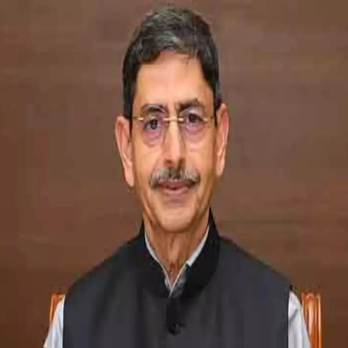 Governor Governor Aaren Rvi Pshchim Bngal