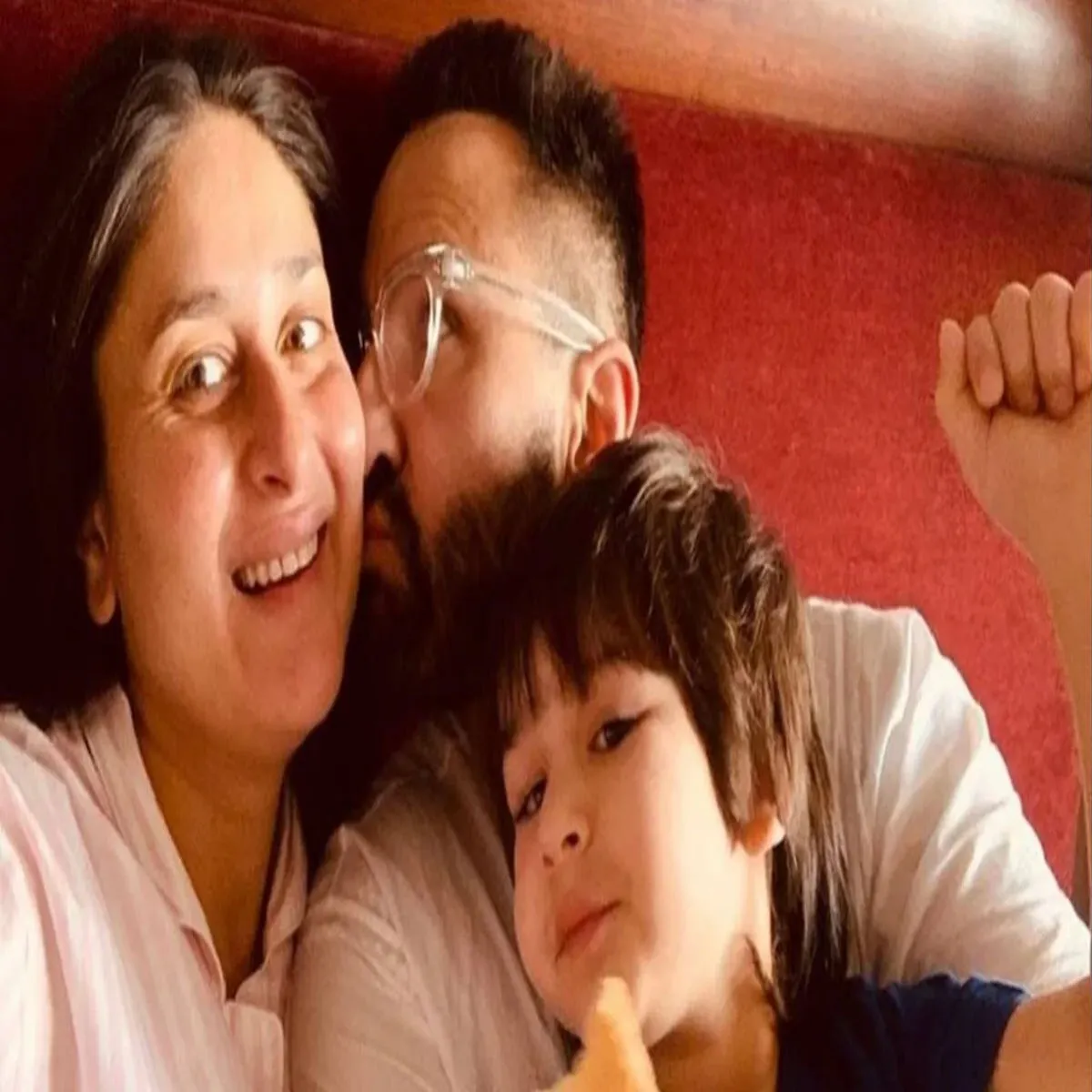 Saifalikhan Saifalikhan Bete Taimur Sval Abhineta