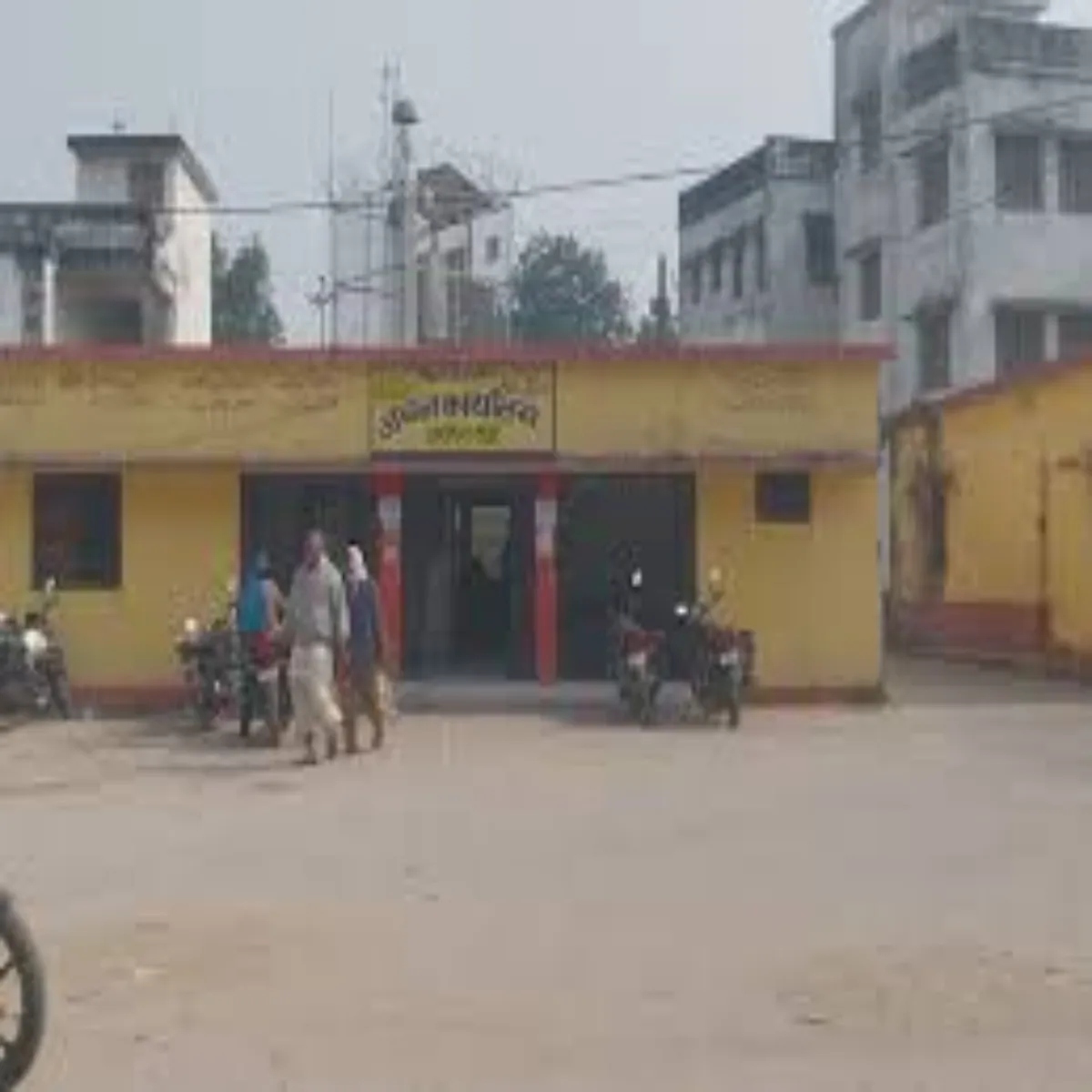 Revenueaction Revenueaction Arriya Men Laprvahi Tin