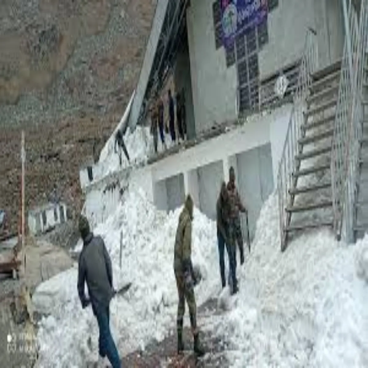 Hemkundyatra Hemkundyatra Kpat Khulne Phle Sena