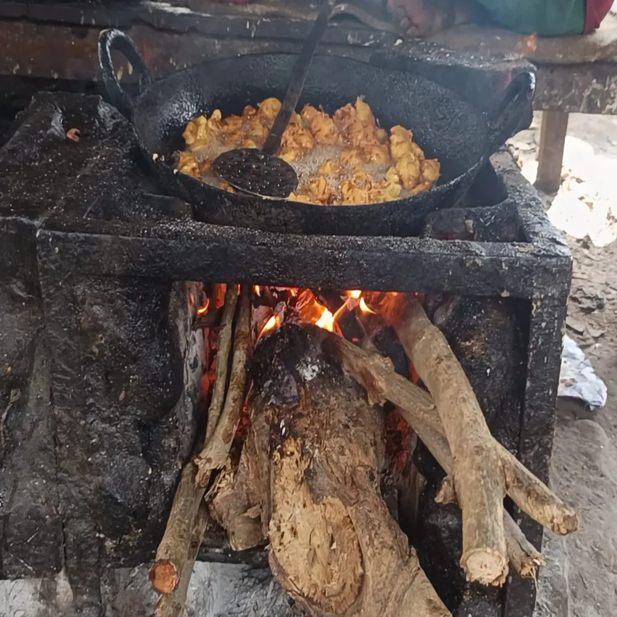 Gascrisis Gascrisis Lkhnoo Men Vyavsayik Gais