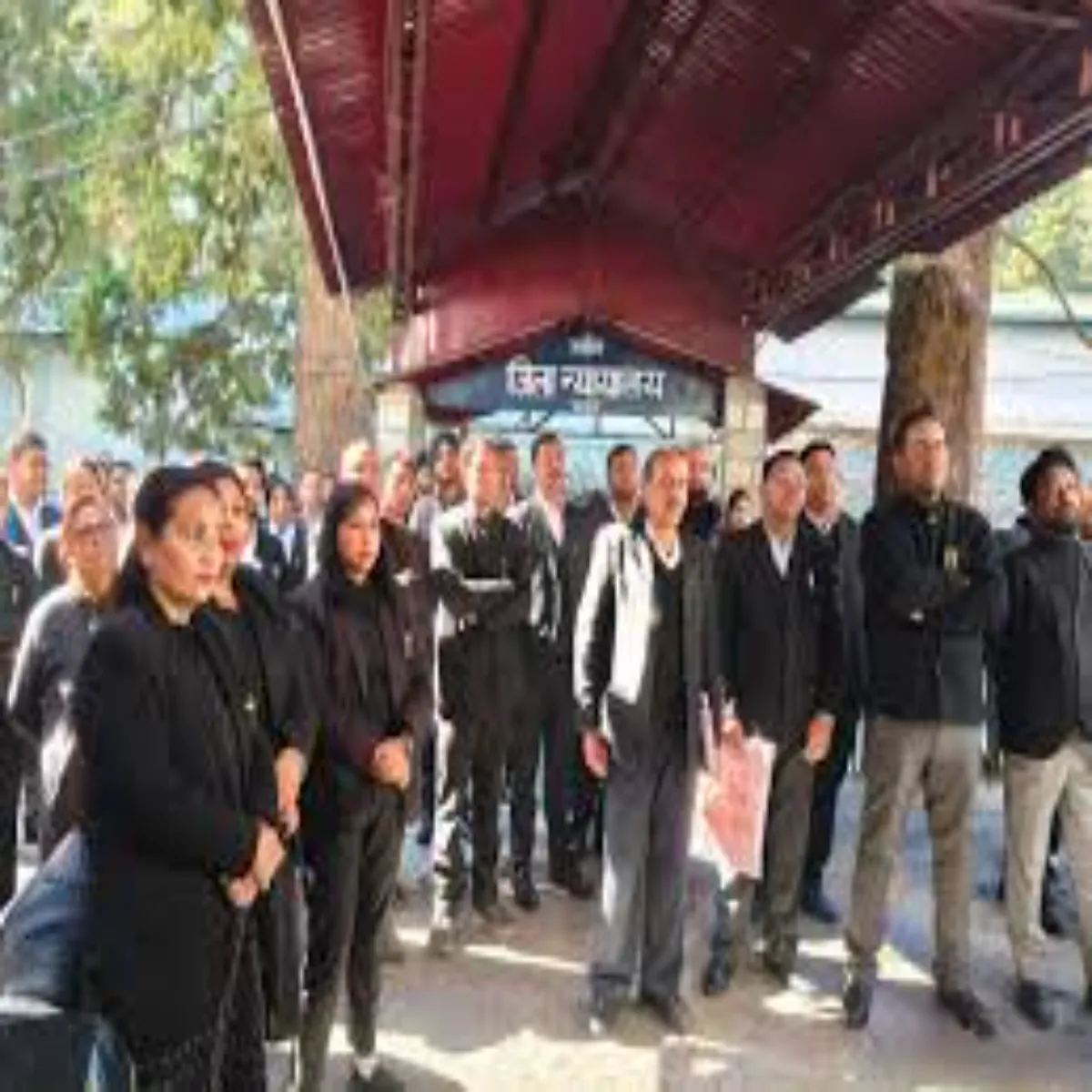 Lawyerdeath Lawyerdeath Nainital King Men Kar