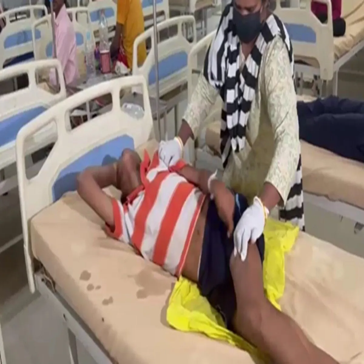 Foodpoisoning Foodpoisoning Raybreli Men Mttha Pine