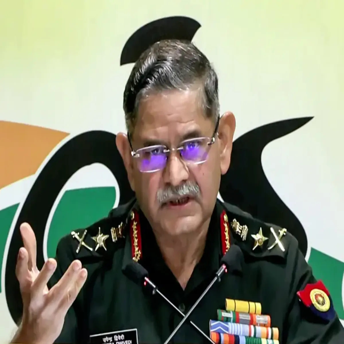 Defense Defense Sena Prmukh Aatnkvad Pakistan