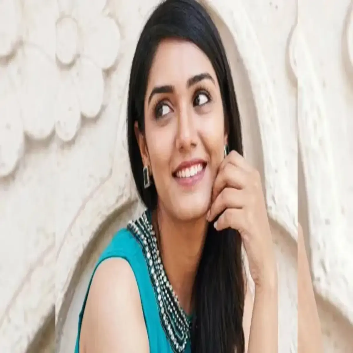 Cinema Cinema Bhopal Men Abhinetri Tvisha
