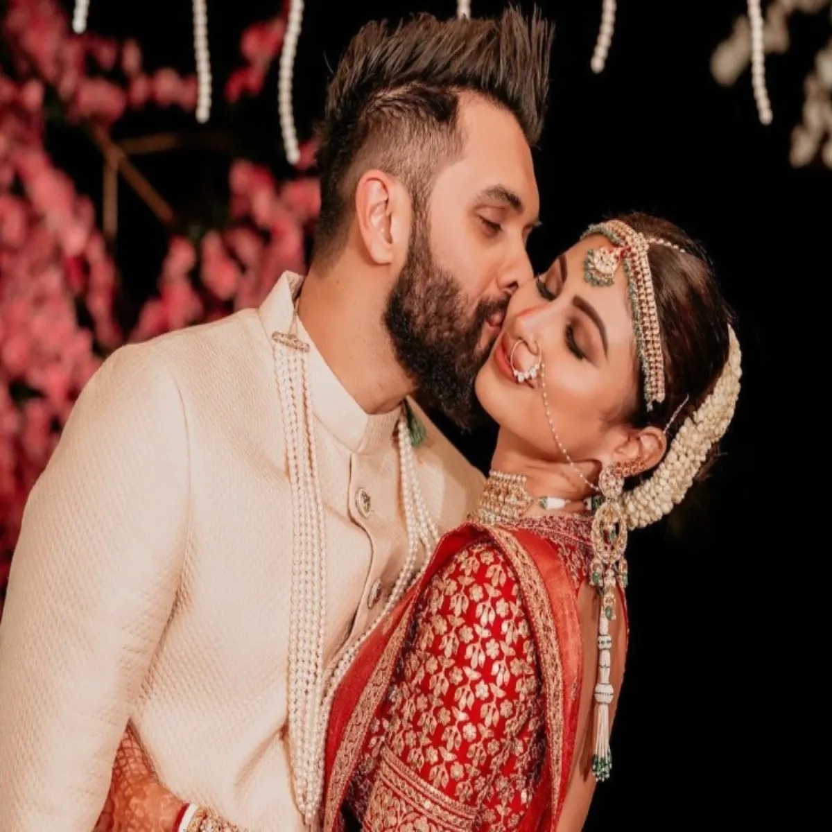 Divorcerumours Divorcerumours Mauni Niji Jivn Divorcerumours