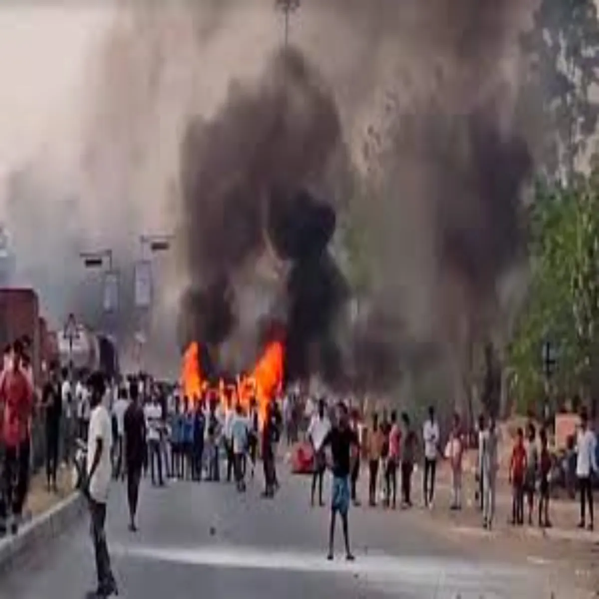 Westbengal Westbengal Pnihati Men Bhajpa Karykrtaon