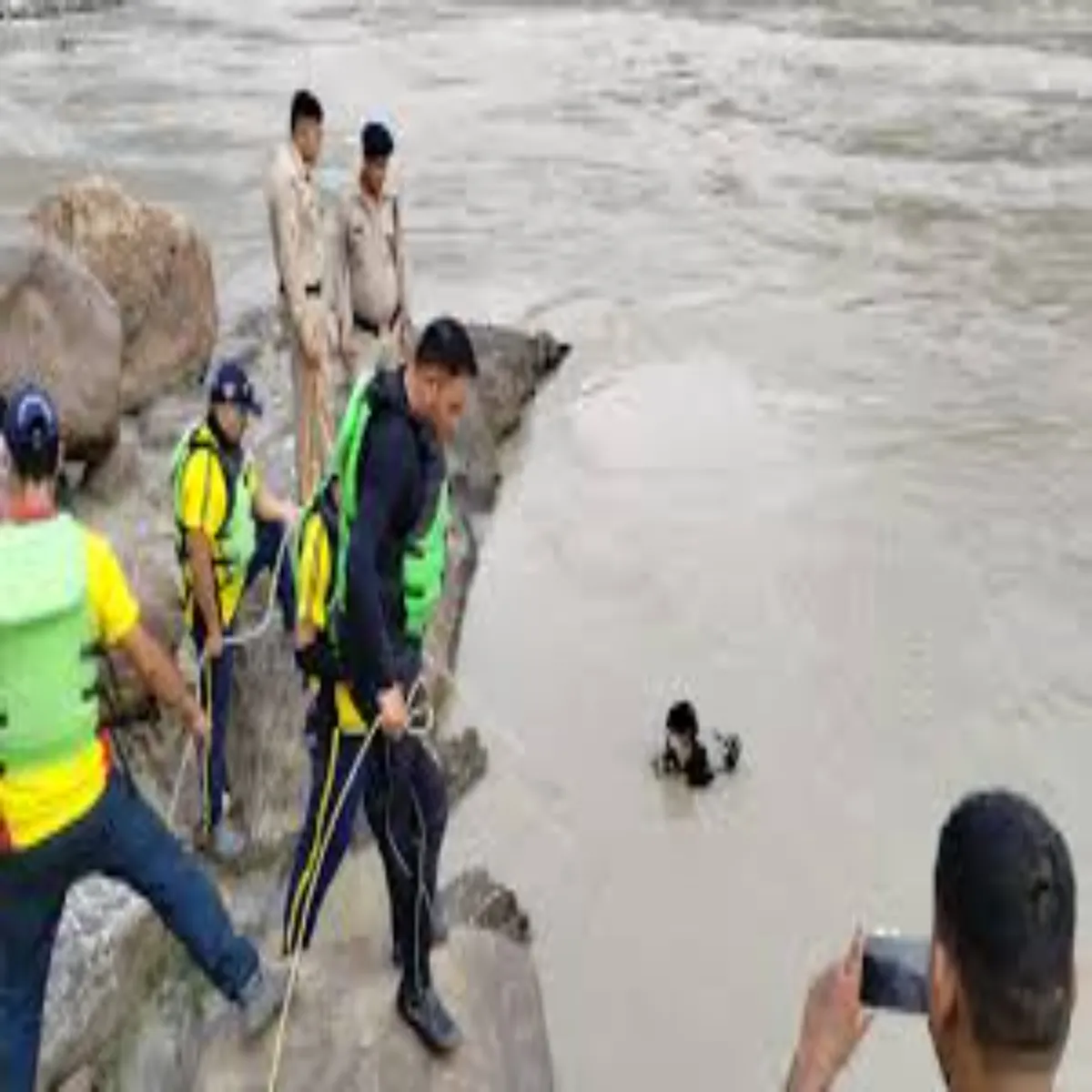 Riveraccident Riveraccident Shikesh Men Gnga Tej