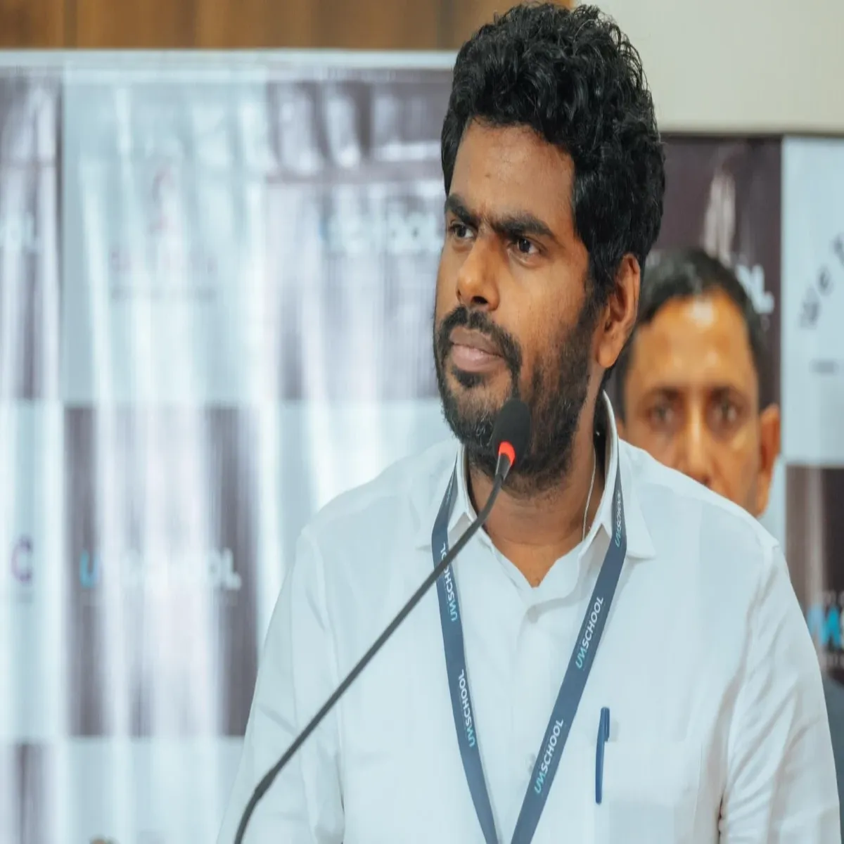 Annamalai Annamalai Dilli Daure Bich Nee