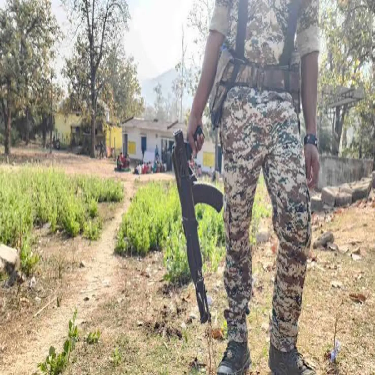 Security Security Surksha Vyvstha Byanbaji Bich