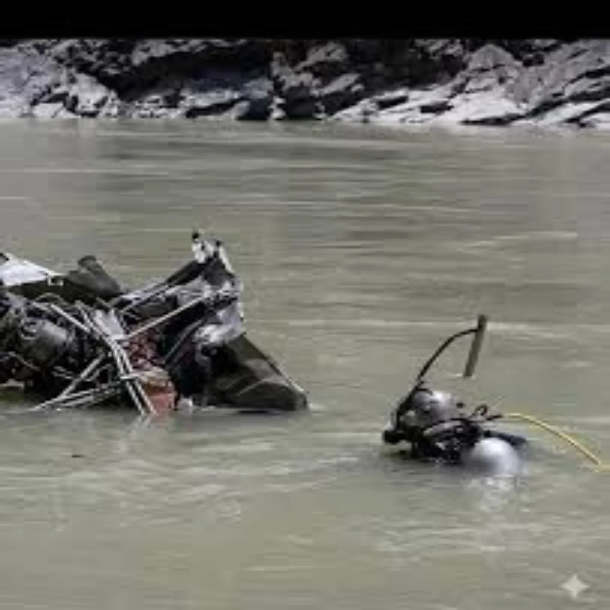Devprayagaccident Devprayagaccident Hadse Shikar Huaa Chardham