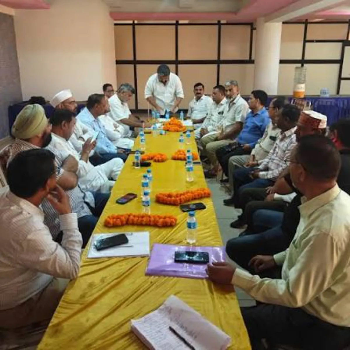Politicsupdate Politicsupdate Dhrmpur Sit Bhajpa Men