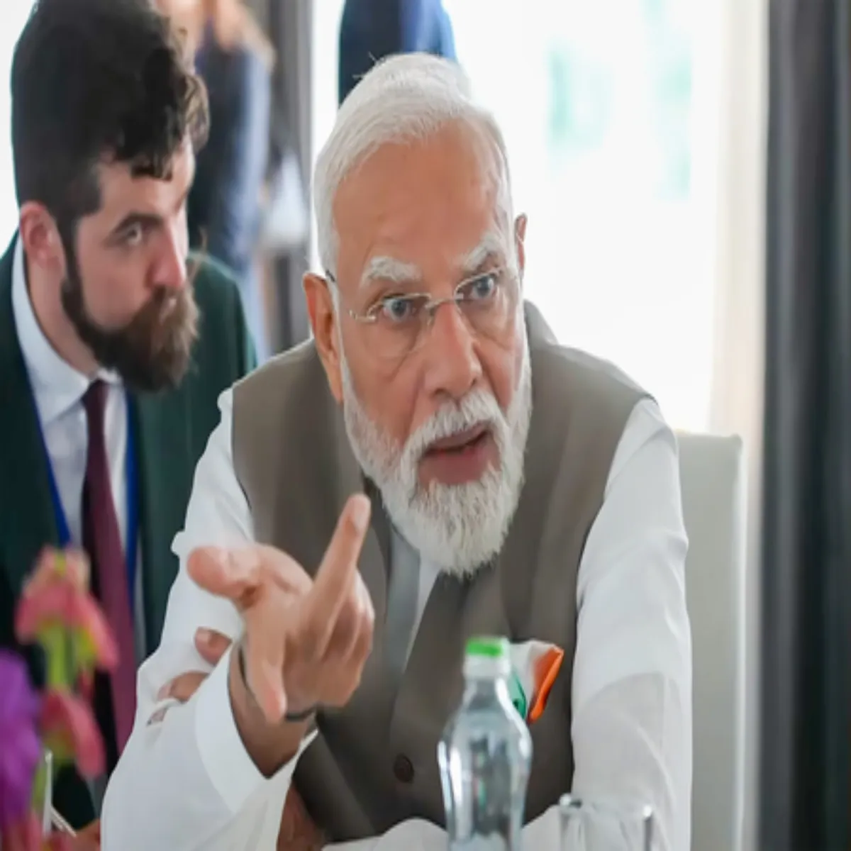 Emergency Emergency Aapatkal 51vin Brsi Piem