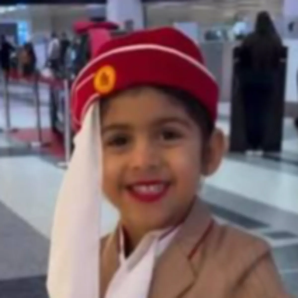 Emiratescrew Emiratescrew Panch Sal Bchchi Phlait