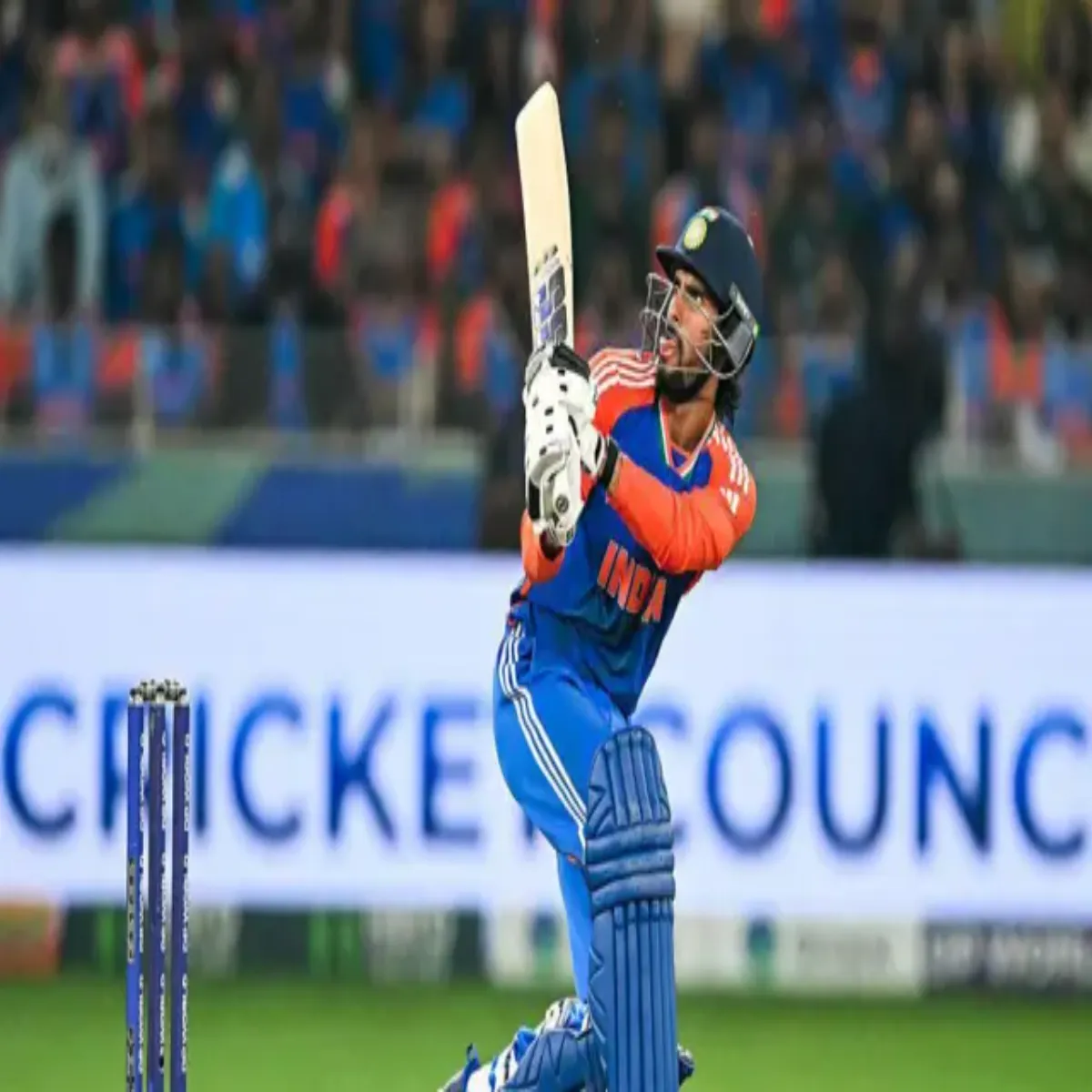 Cricket Cricket Vishv Chainpiyn Bnne Bad