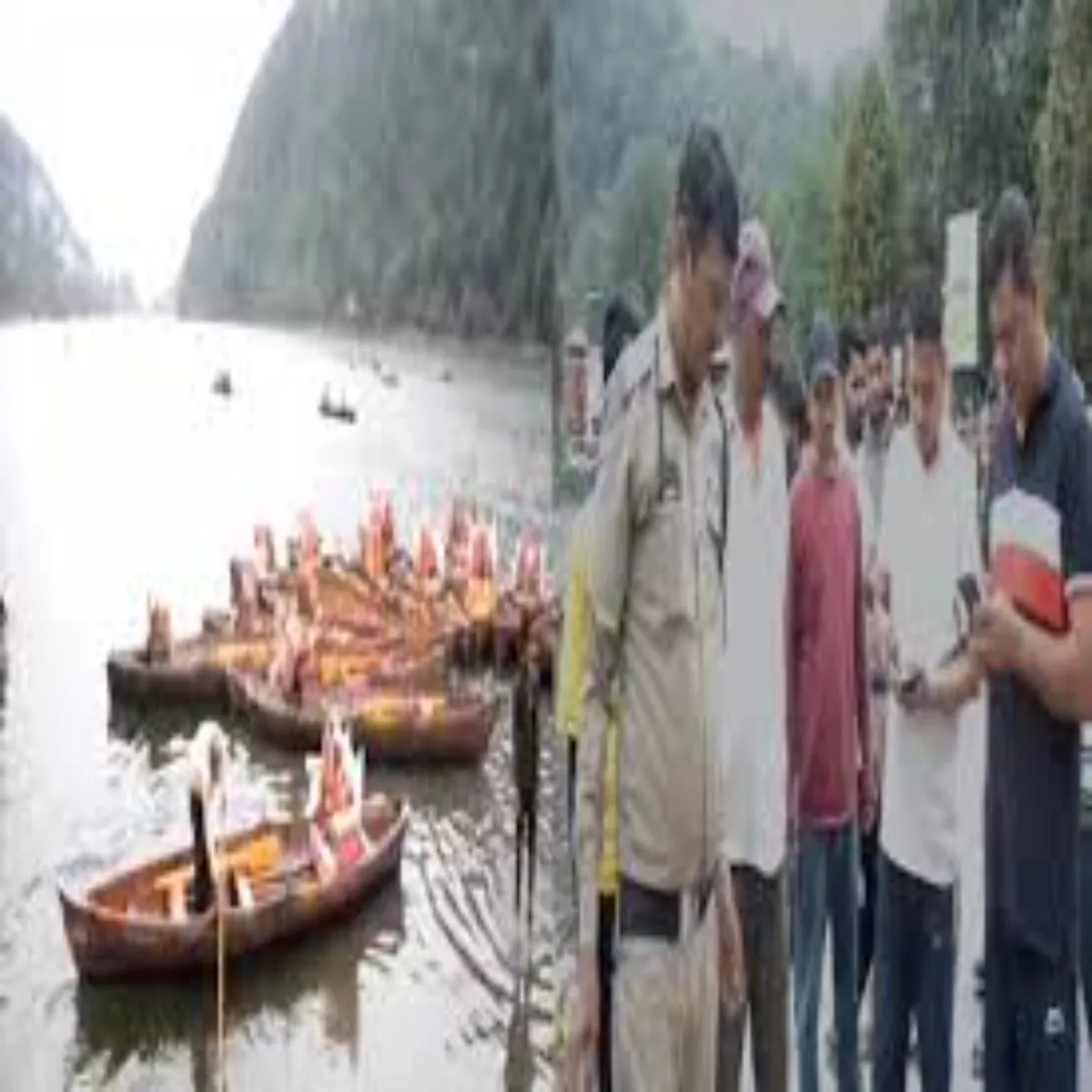 Nainitallake Nainitallake Nainital Jhil Men Mila