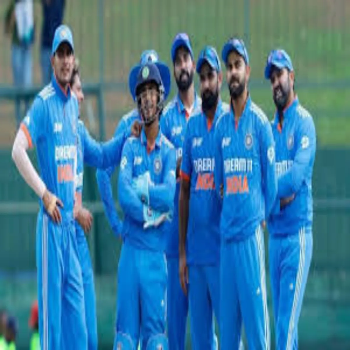 Oditeam Oditeam Vishv Taiyariyon Bich Tim