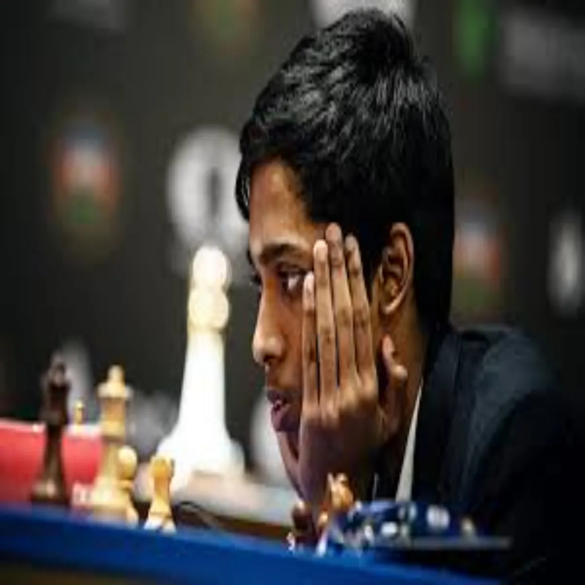 Praggnanandhaa Praggnanandhaa Har Bavjud Lakh Smman