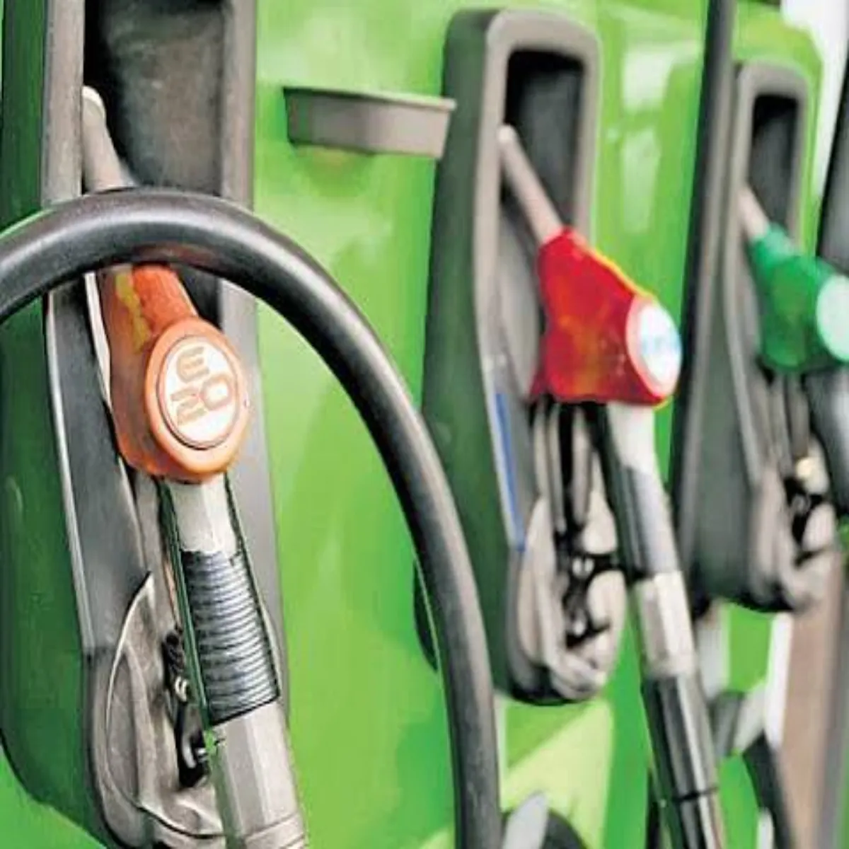 Fuel E20 Fuel E20 Eendhn Lagu