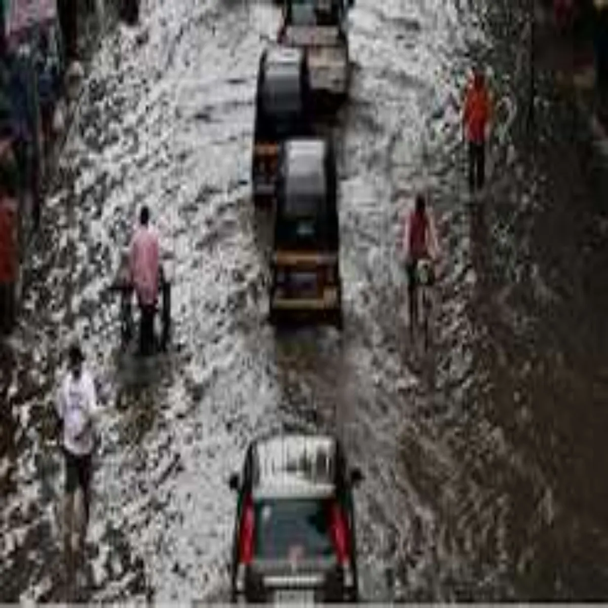 Monsoon Monsoon Bhari Barish Munbee Smet