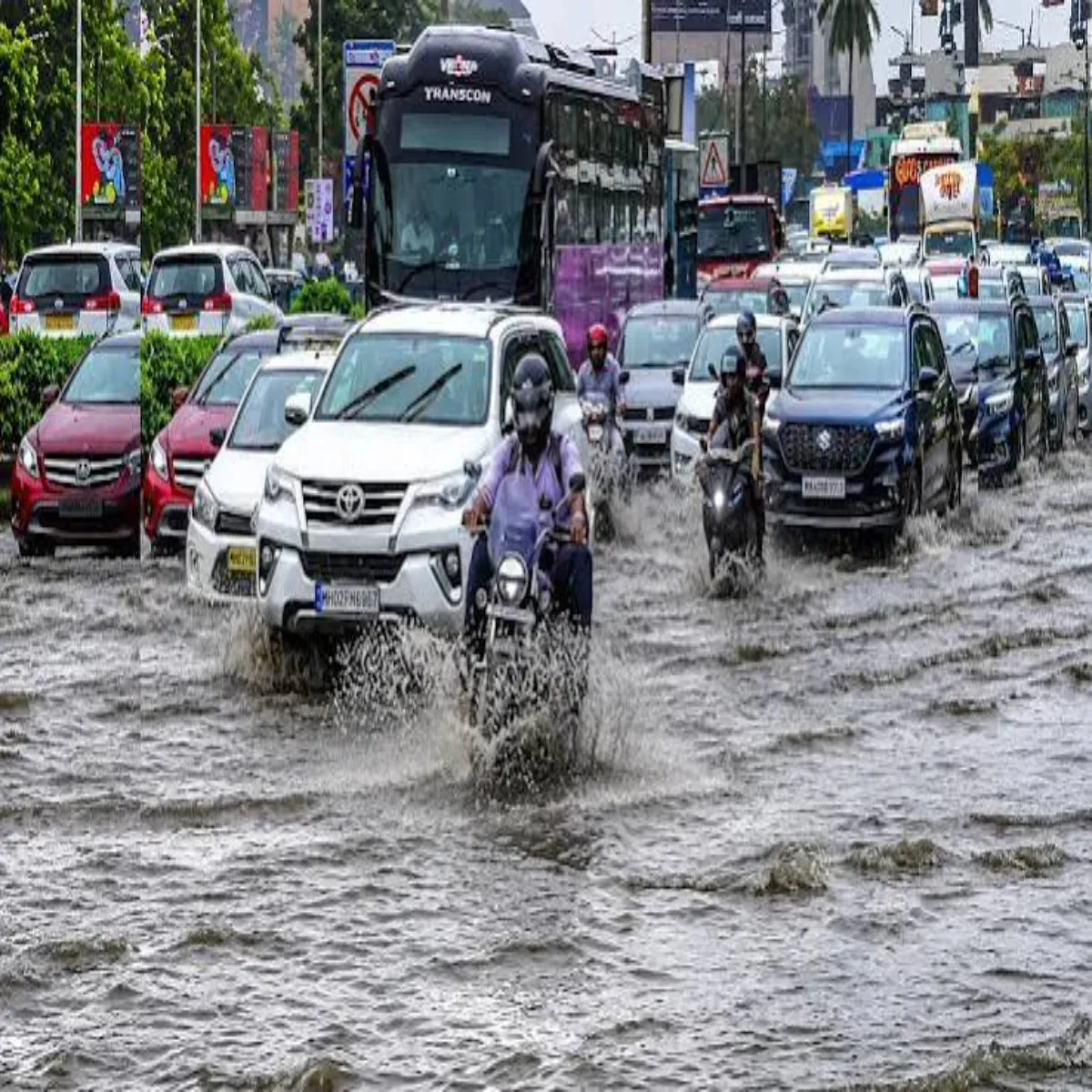 Monsoon Monsoon Dilli Ensiaar Phadon Barish
