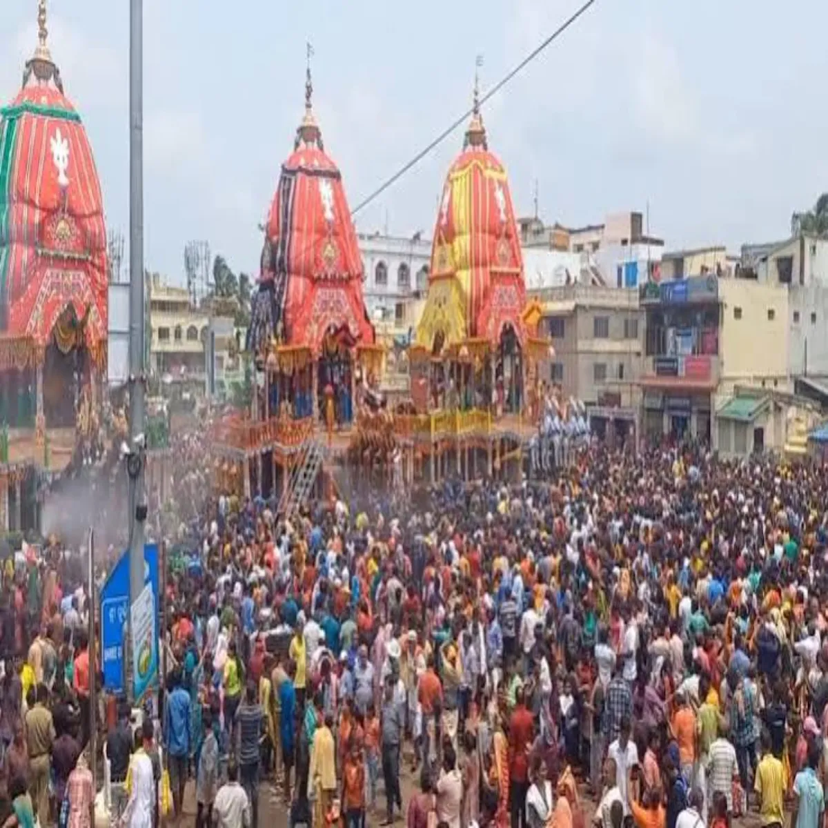 Rathyatra Rathyatra Puri Men Rth Yatra