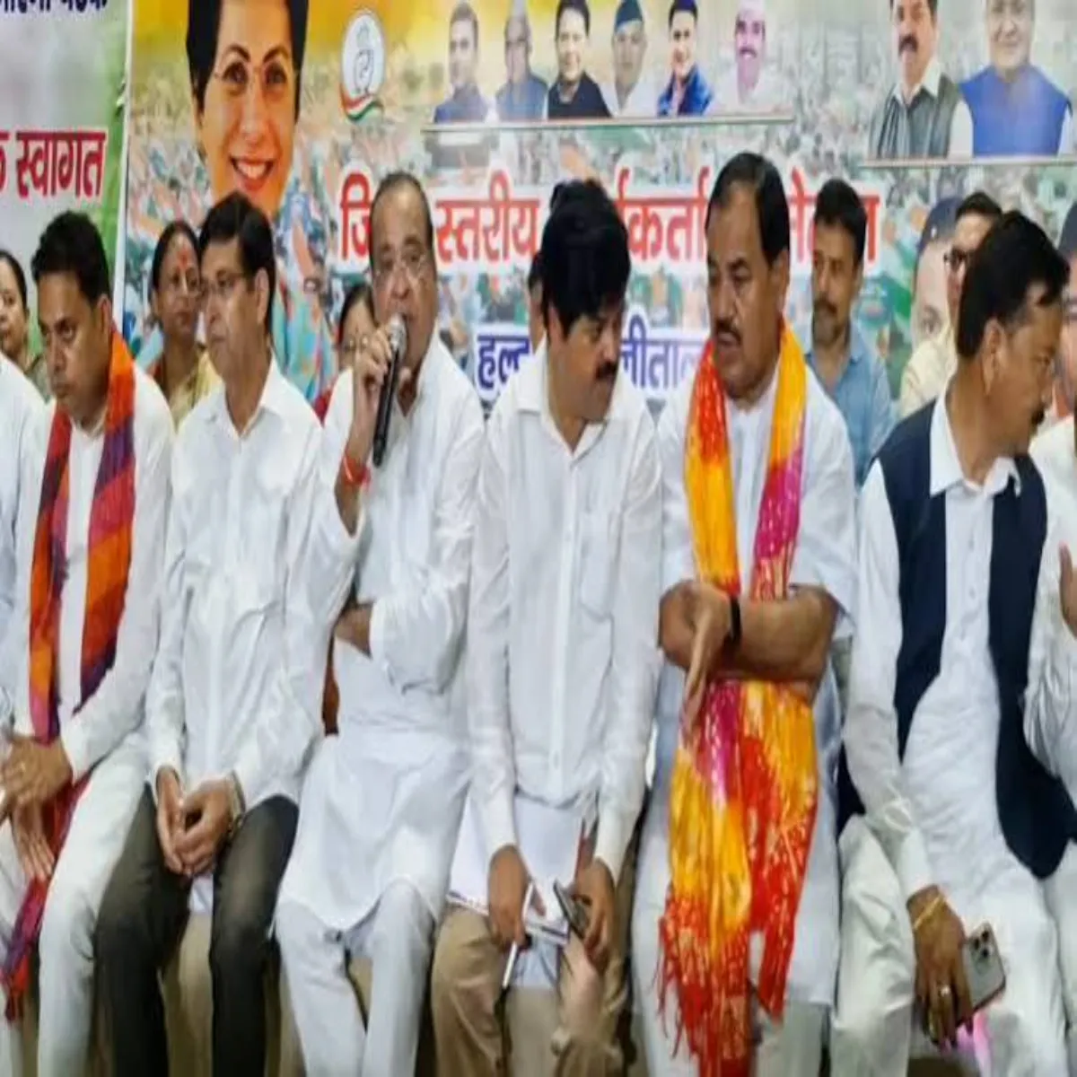 Congressrally Congressrally Hldvani Raili Chunavi Abhiyan