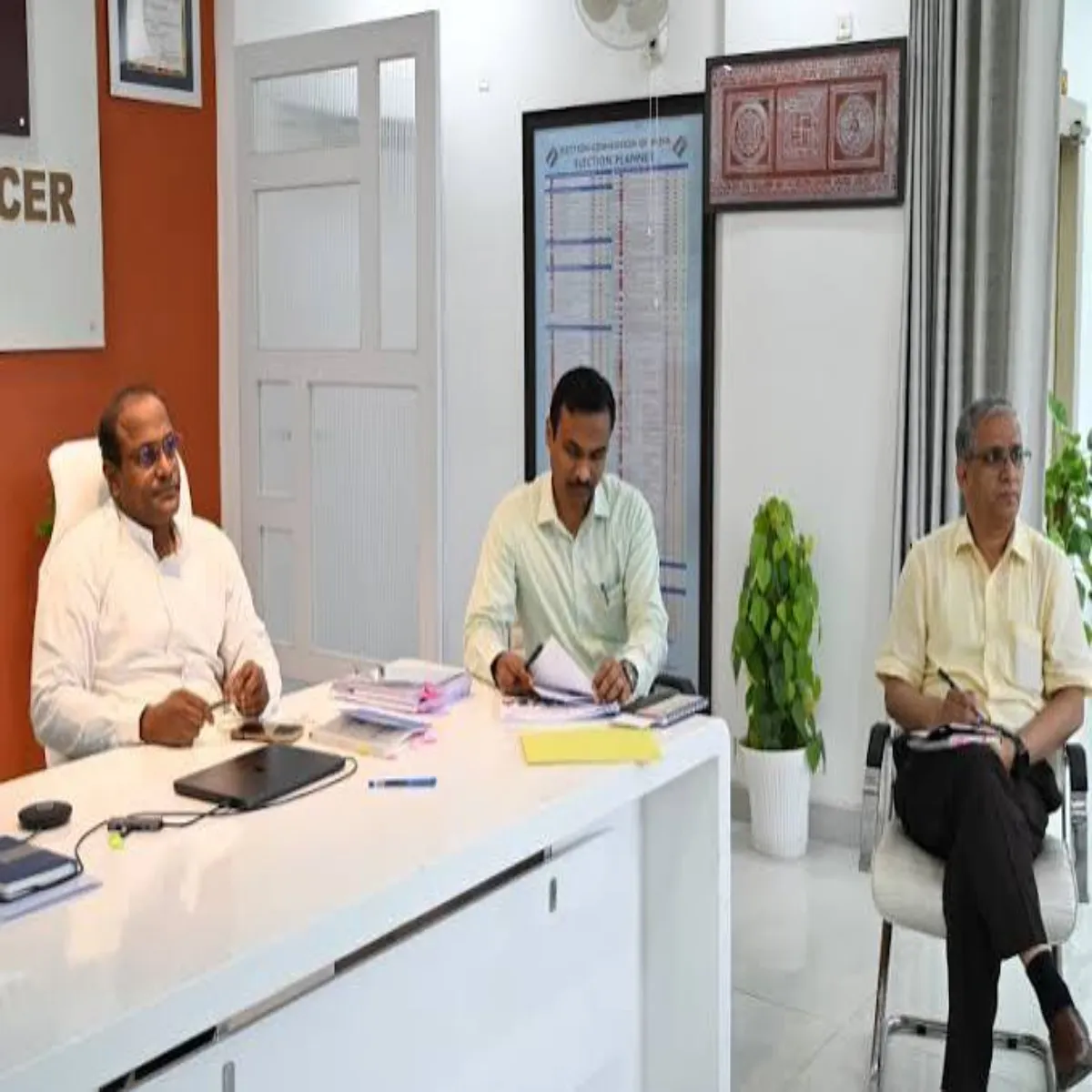 Voterrevision Voterrevision Bujurg Divyang Mtdataon Ghr